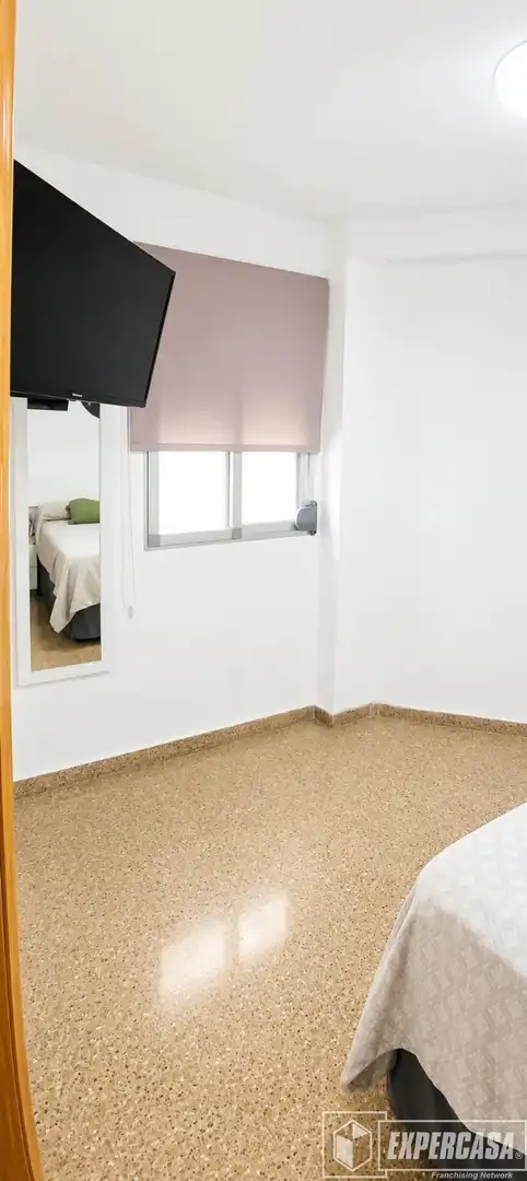 Bedroom of Flat for sale in Burjassot