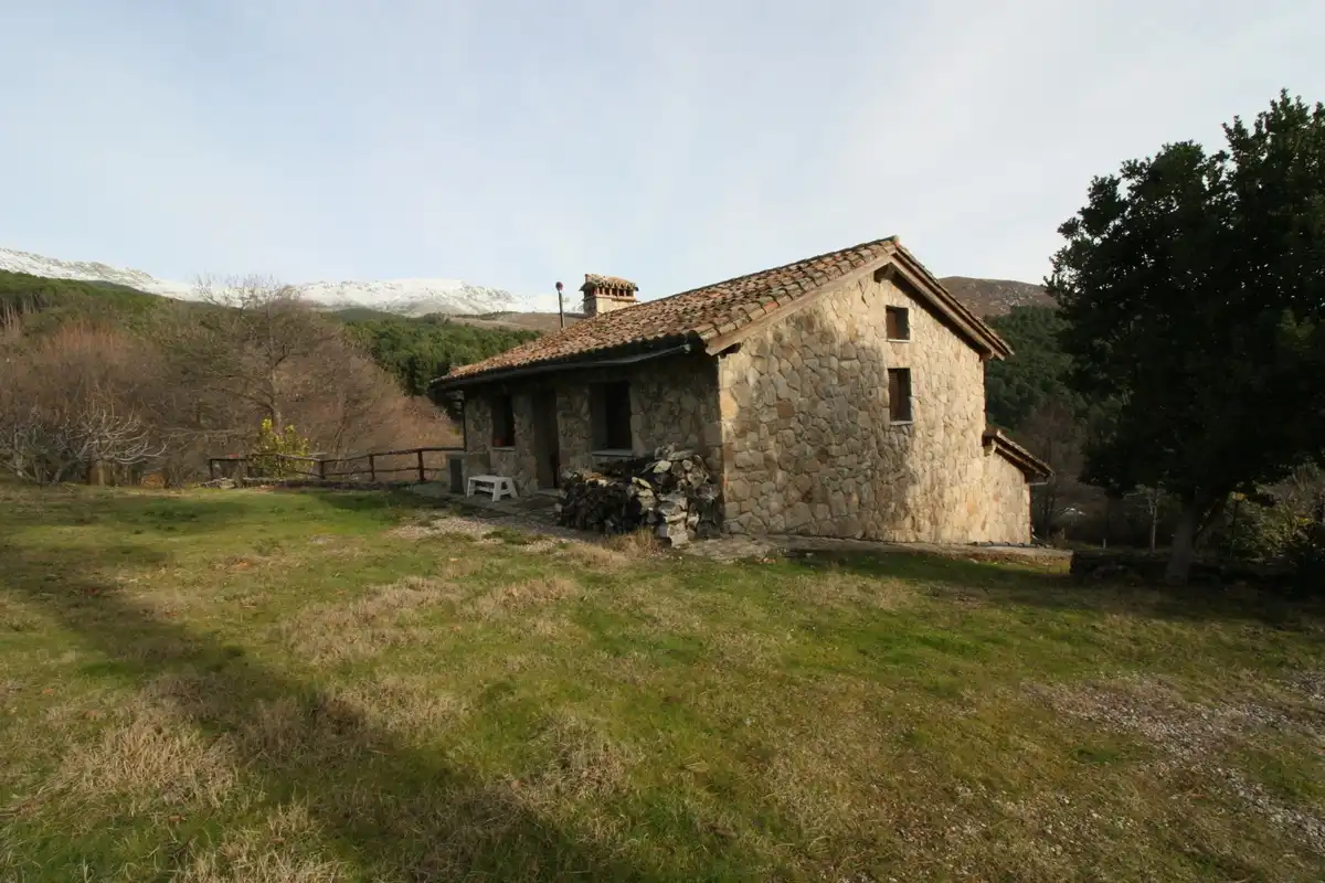 Exterior view of Country homes for sale in Guisando  with Heating, Private garden and Terrace