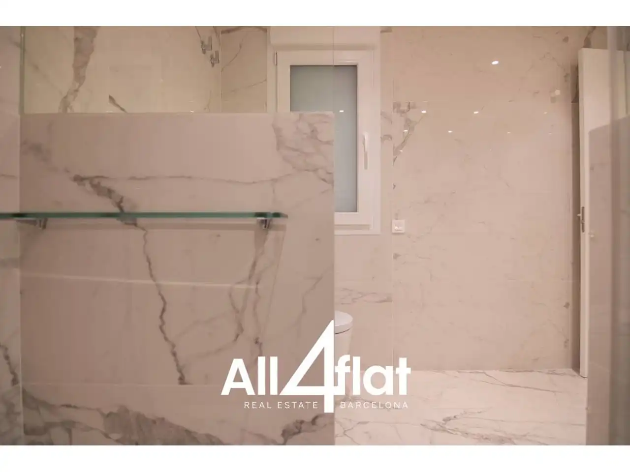 Flat with lift for sale in Calle Villarroel, imagen 42