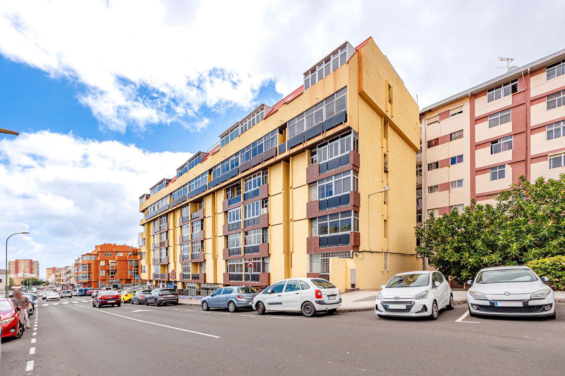 Vista exterior de Piso en venta en Las Palmas de Gran Canaria con Balcón