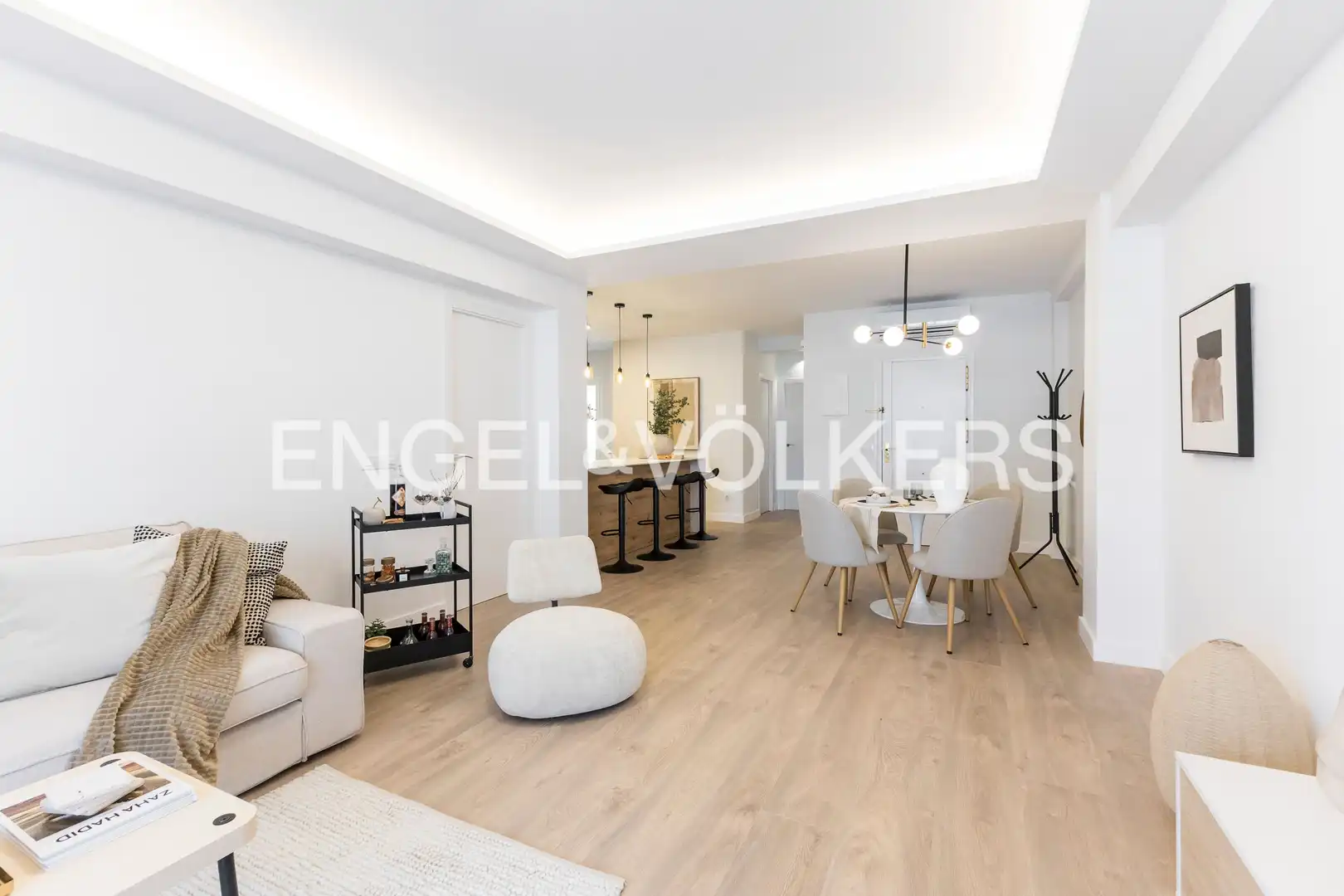 Dining room of Flat for sale in Madrid  with Air Conditioner, Heating and Terrace
