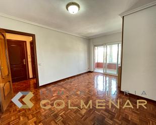 Bedroom of Flat to rent in Colmenar Viejo  with Heating, Washing machine and Microwave