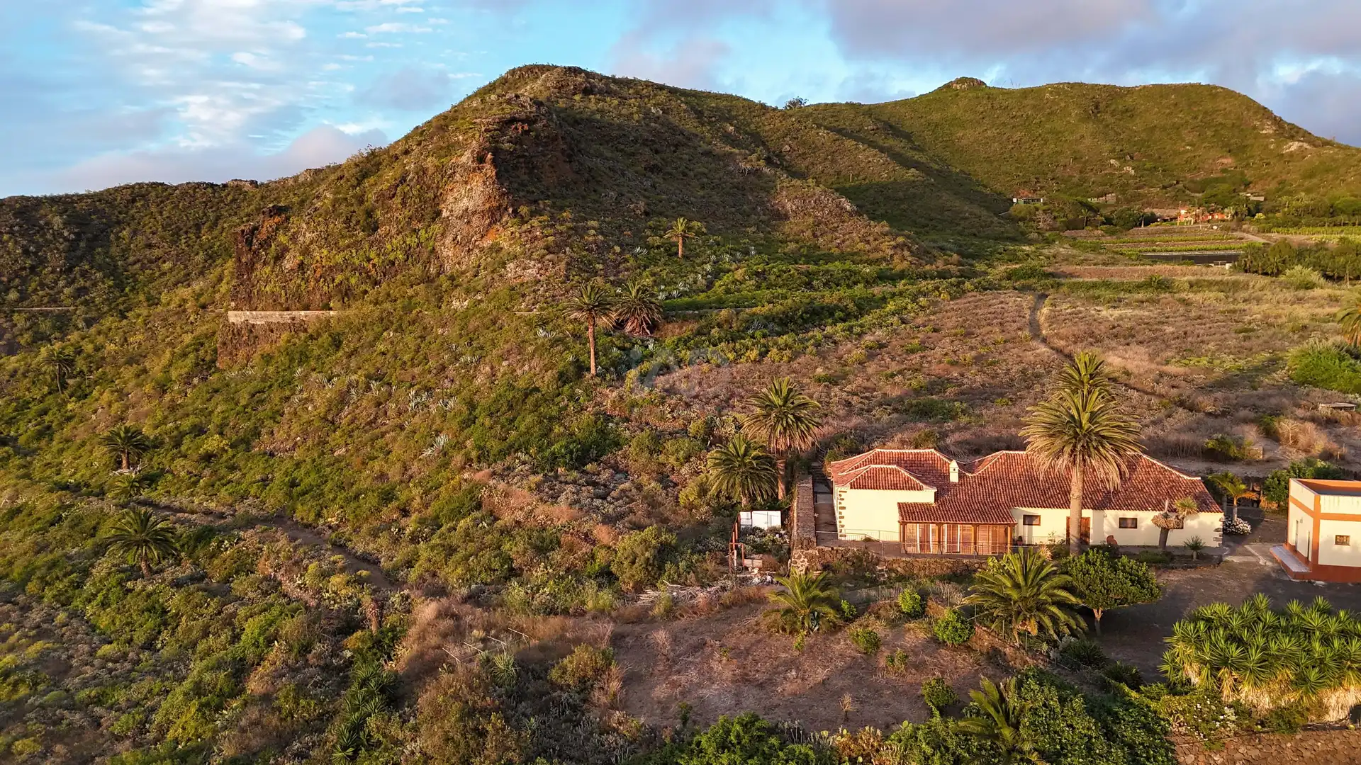 Exterior view of Country homes for sale in San Cristóbal de la Laguna  with Terrace