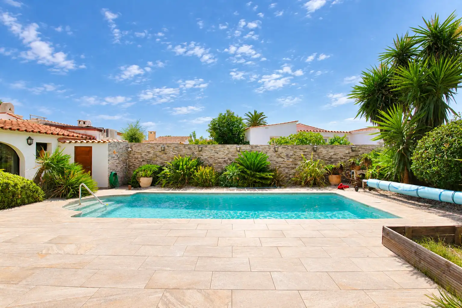 Casa con piscina in vendita a Carrer Alberes 202, imagen 5