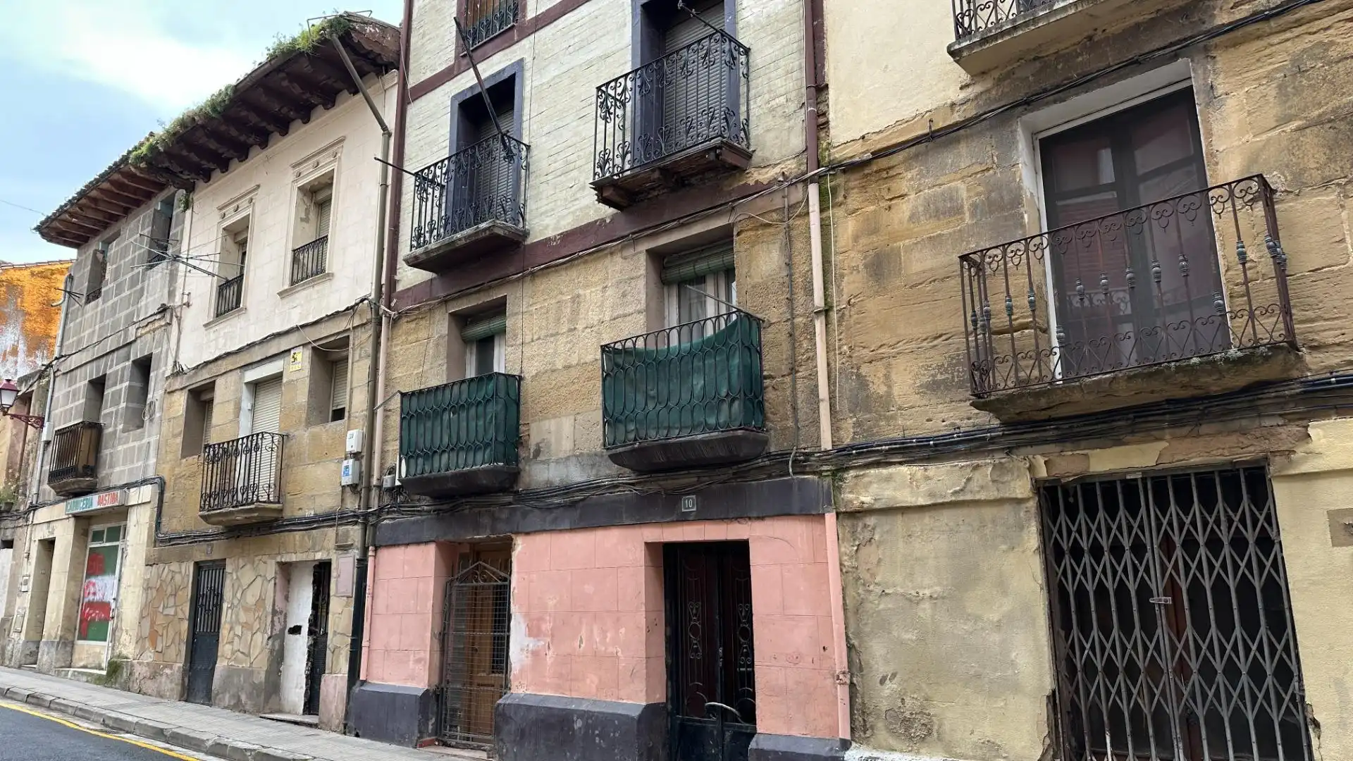 Adossat en venda a Calle LINARES RIVAS, imagen 2