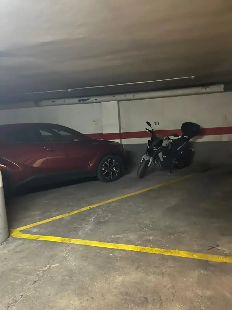 Garaje de alquiler en Carrer de Méndez Núñez, 21, Hospital - Plaza del Real
