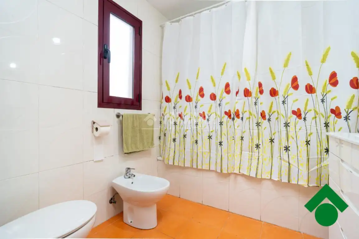 Bathroom of Detached homes for sale in Atarfe  with Air Conditioner and Terrace