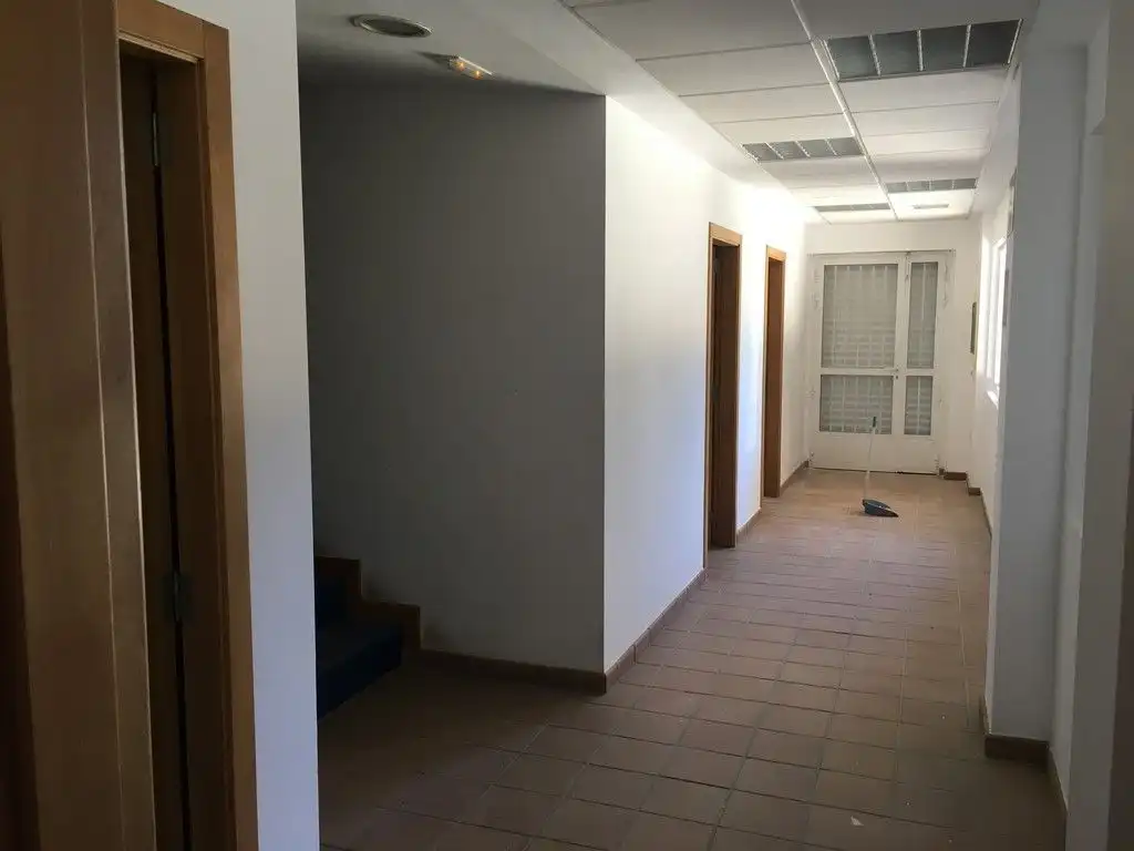 Nau industrial en venda en Santiago de Compostela 