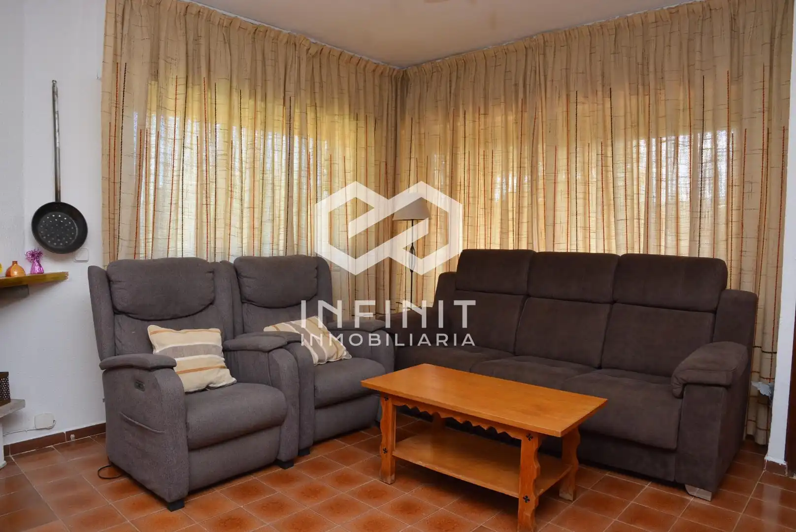 Sala de estar de Casa o chalet en venta en Carabaña con Calefacción, Jardín privado y Terraza