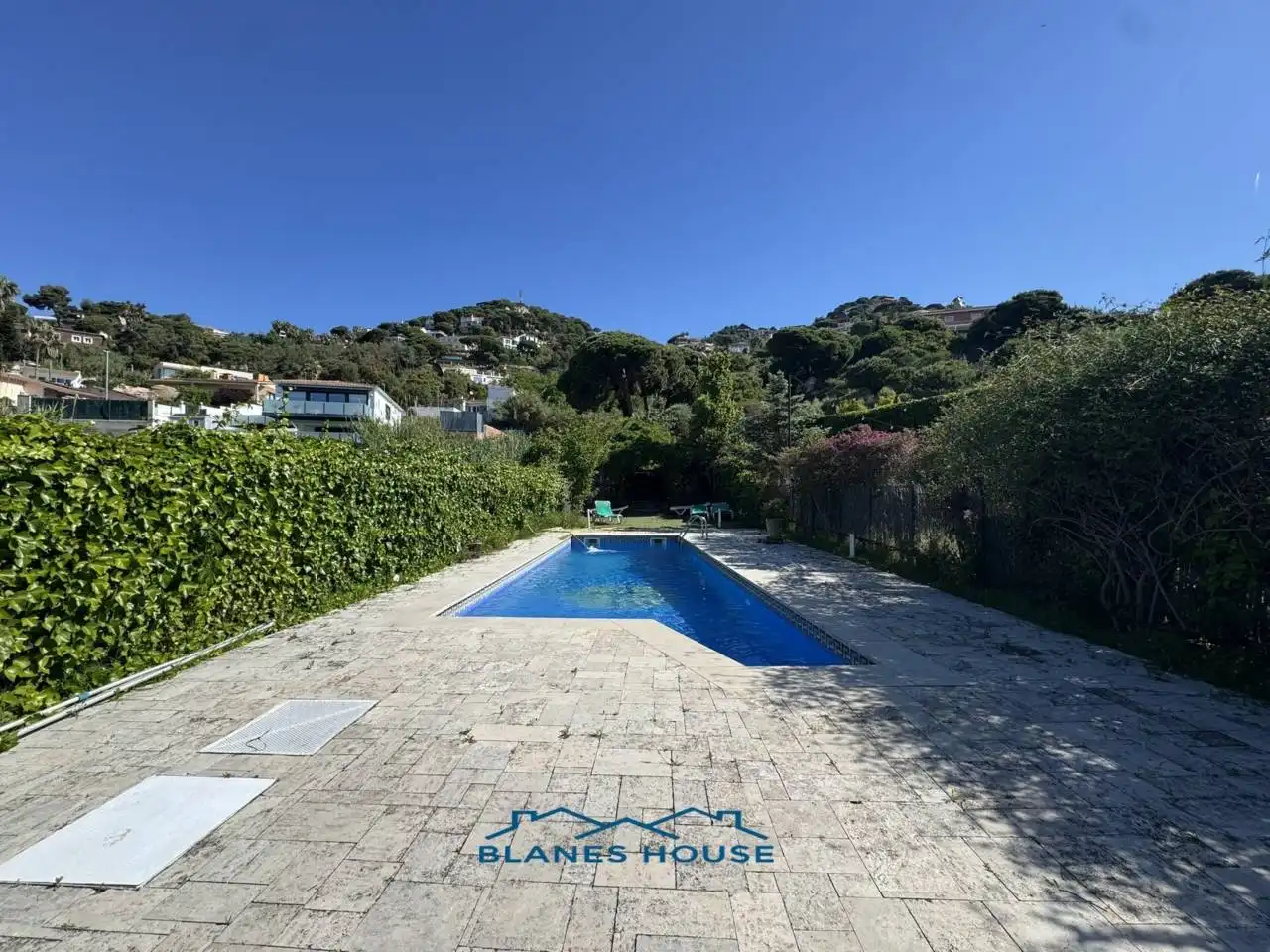 Vista exterior de Casa o xalet en venda en Lloret de Mar amb Aire condicionat, Calefacció i Jardí privat
