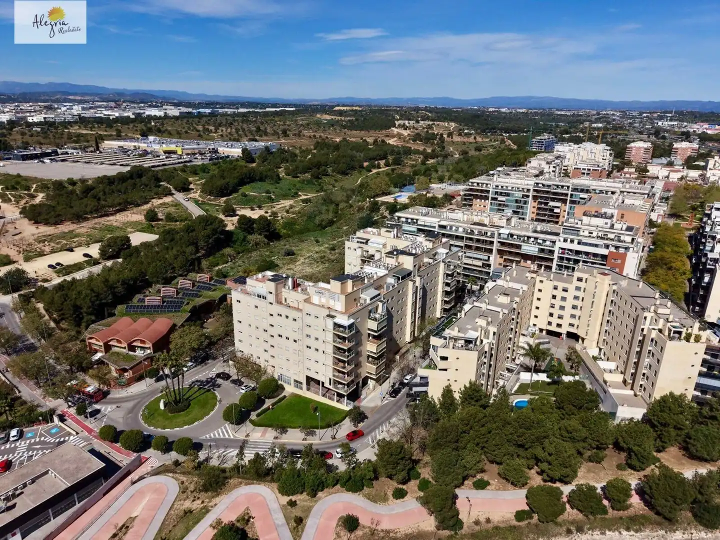 Vista exterior de Apartamento en venta en Paterna con Aire acondicionado, Calefacción y Jardín privado