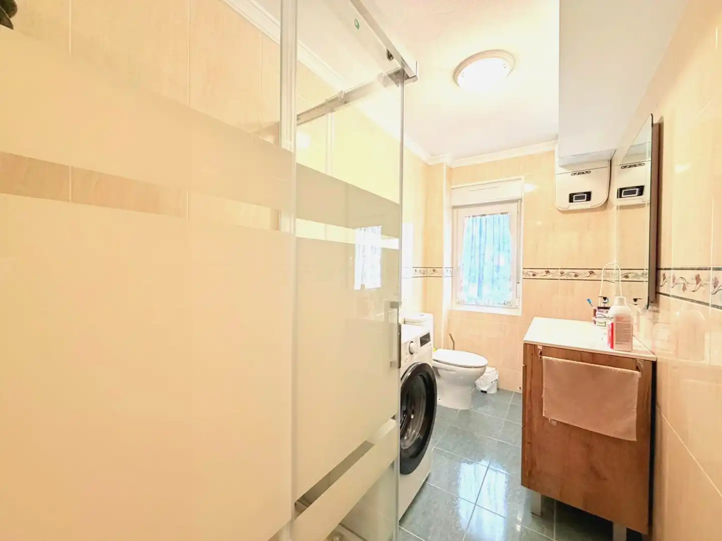 Bathroom of Flat for sale in Corvera de Asturias  with Heating and Furnished