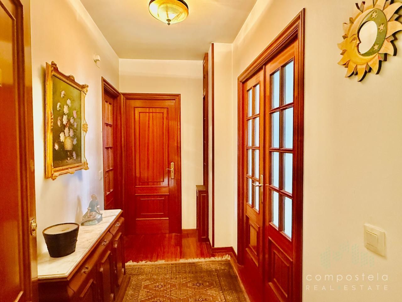 Pis en venda en Santiago de Compostela  amb Calefacció, Parquet i Traster
