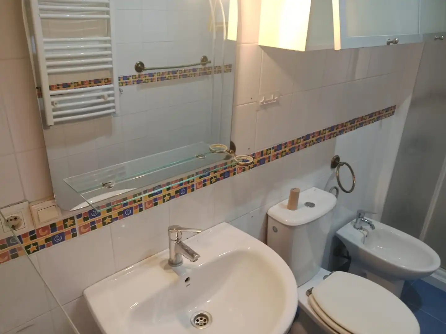 Baño de Piso en venta en Salteras con Aire acondicionado, Amueblado y Horno