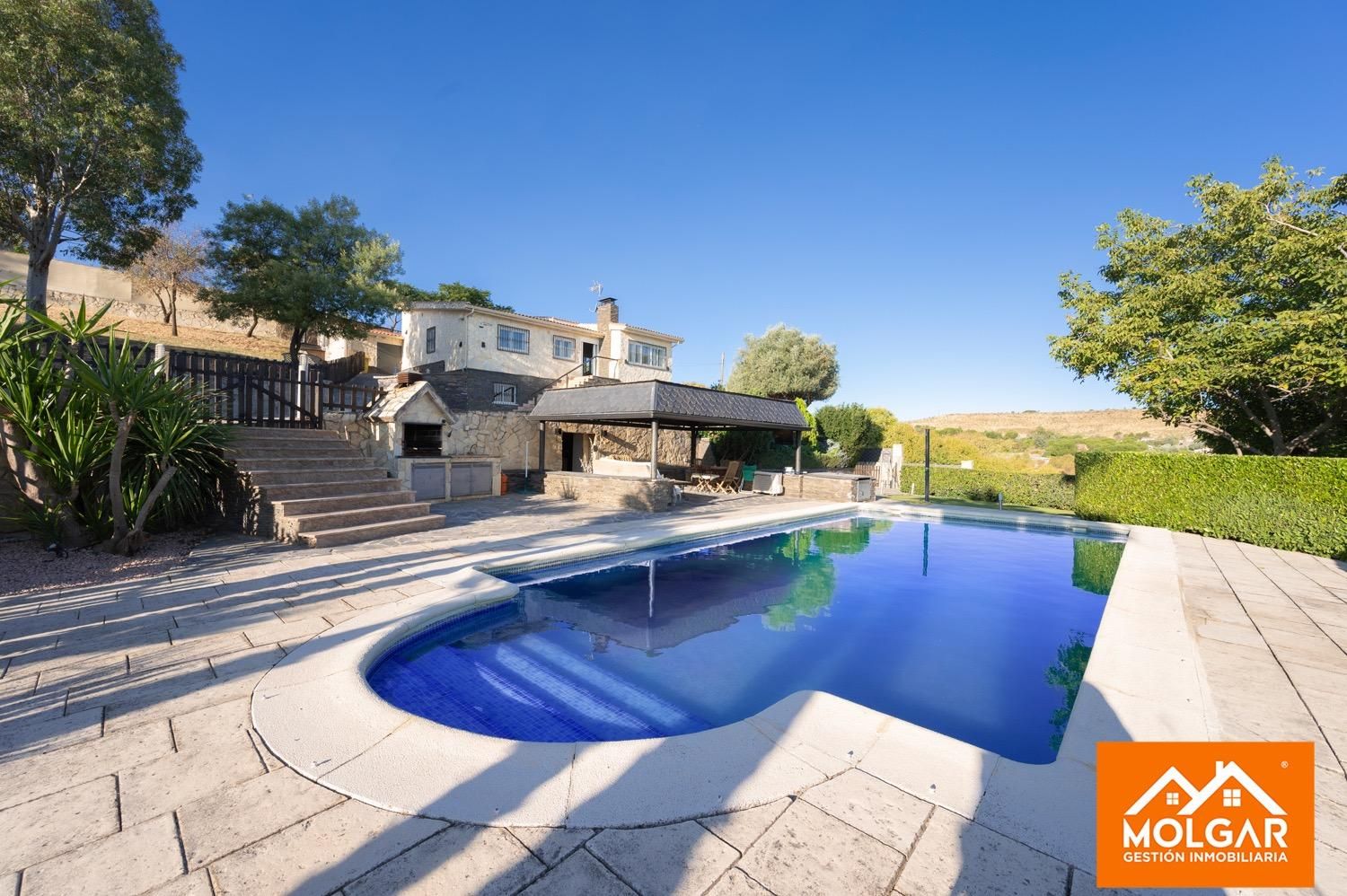 Swimming pool of House or chalet for sale in Serracines  with Air Conditioner, Heating and Private garden