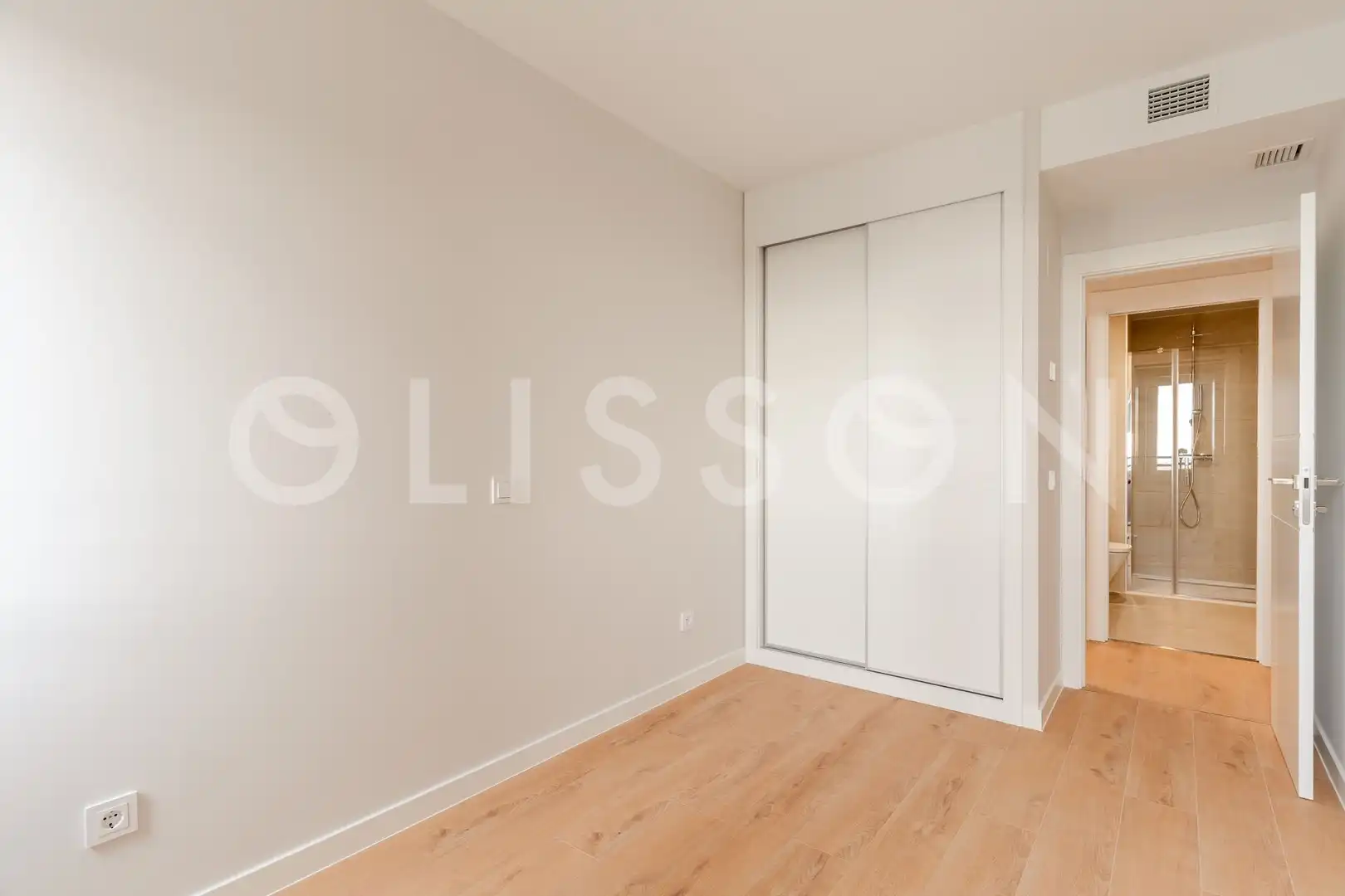 Piso en venta en Virgen del Cortijo - Manoteras