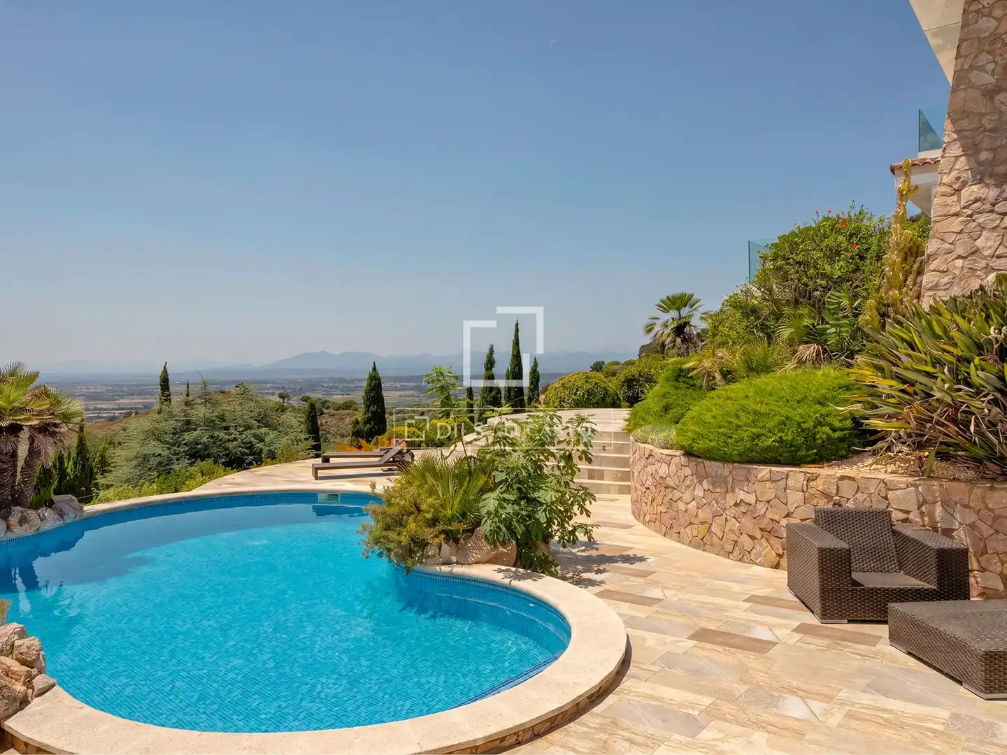 Jardí de Casa o xalet en venda en Pau amb Aire condicionat, Calefacció i Jardí privat