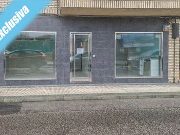 Local comercial en venda a Calle El Pelegrín 35