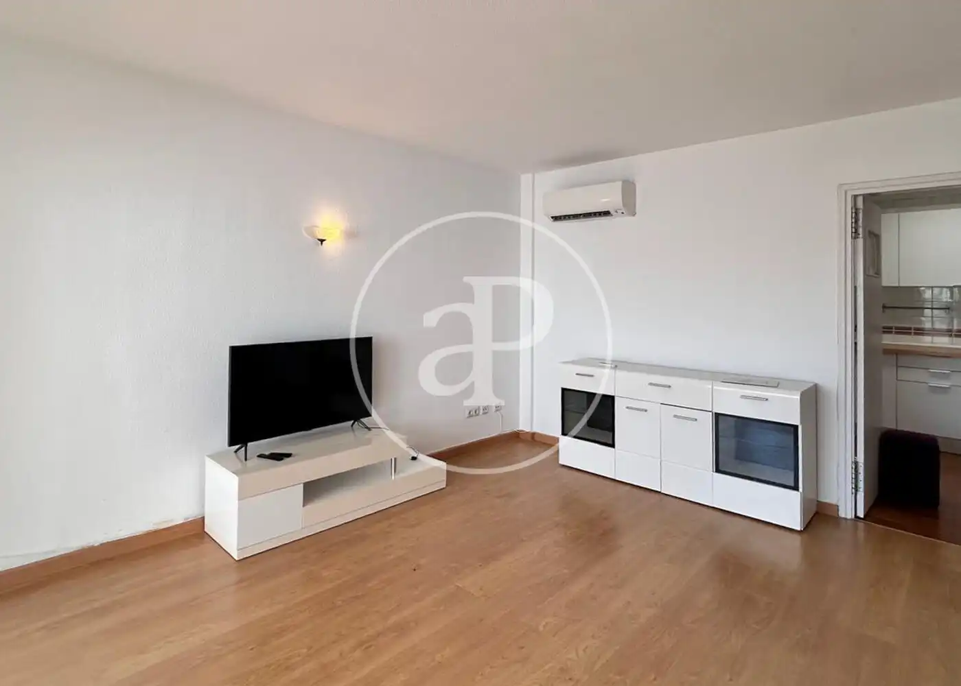 Living room of Flat for rent in Calvià  with Air Conditioner, Heating and Private garden