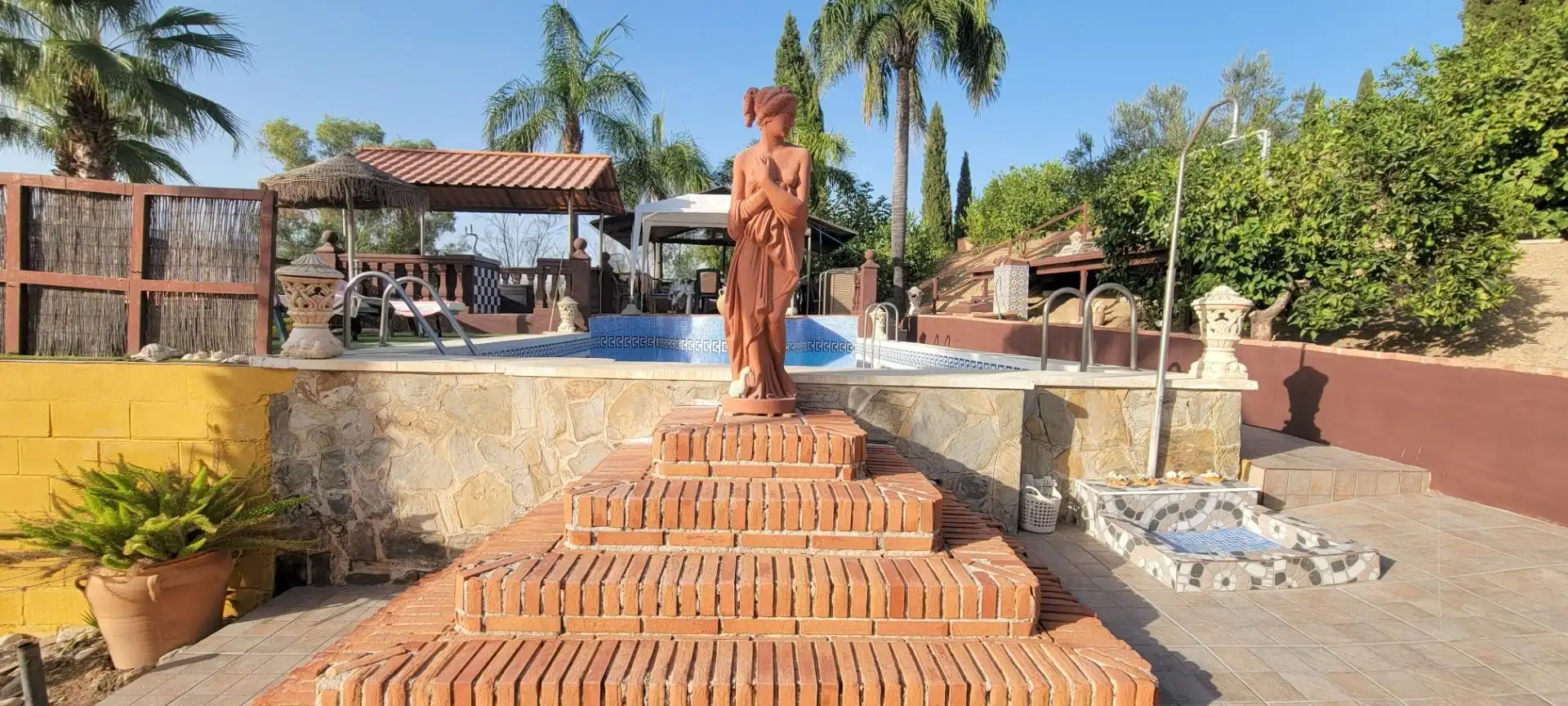 Terrassa de Finca rústica en venda en Pizarra amb Aire condicionat, Calefacció i Piscina
