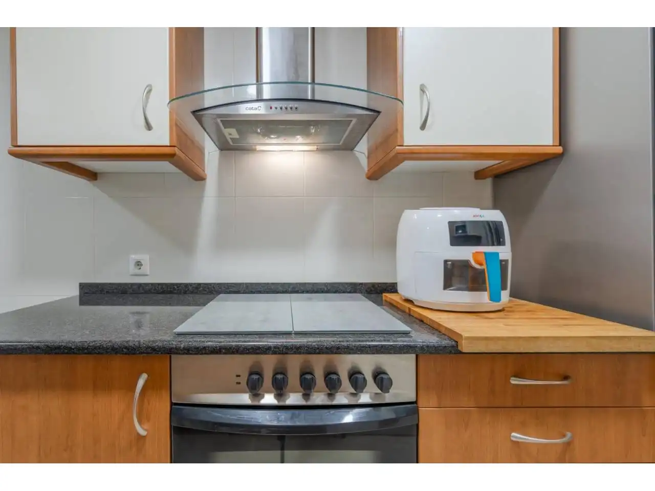 Kitchen of Flat for sale in Girona  with Heating, Parquet flooring and Storage room