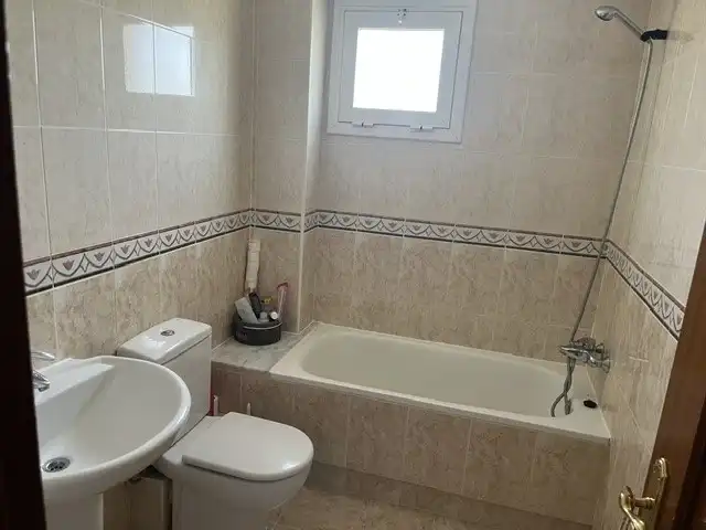 Bathroom of Flat for rent in Tarragona  with Heating, Furnished and Oven