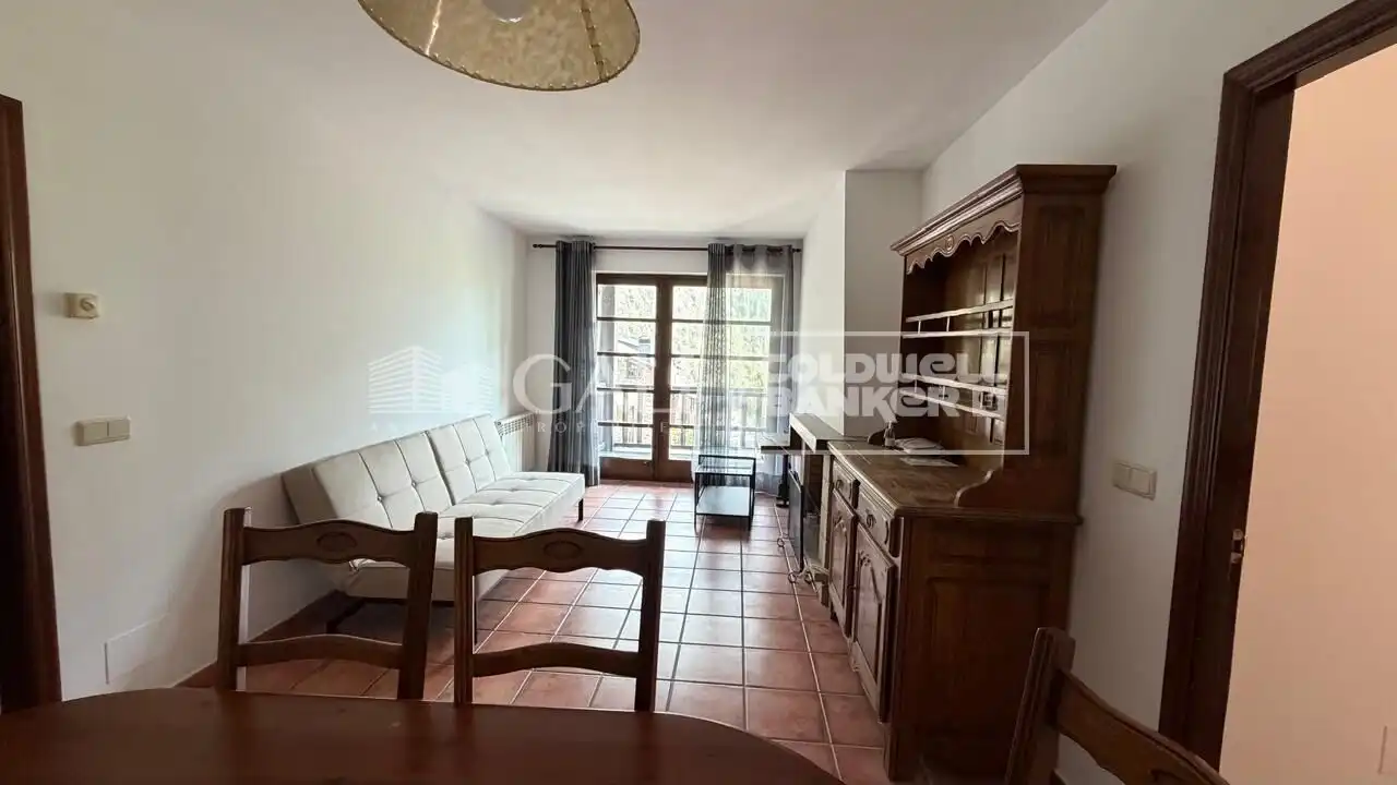Appartamento con ascensore in affitto a Vila, imagen 4