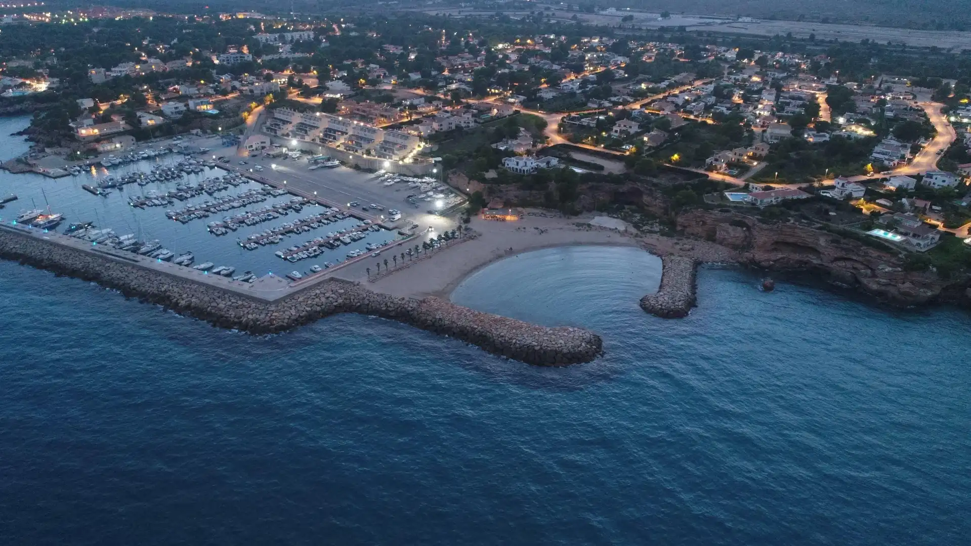 Außenansicht von Wohnung zum Verkauf in L'Ametlla de Mar  mit Klimaanlage, Terrasse und Waschmaschine