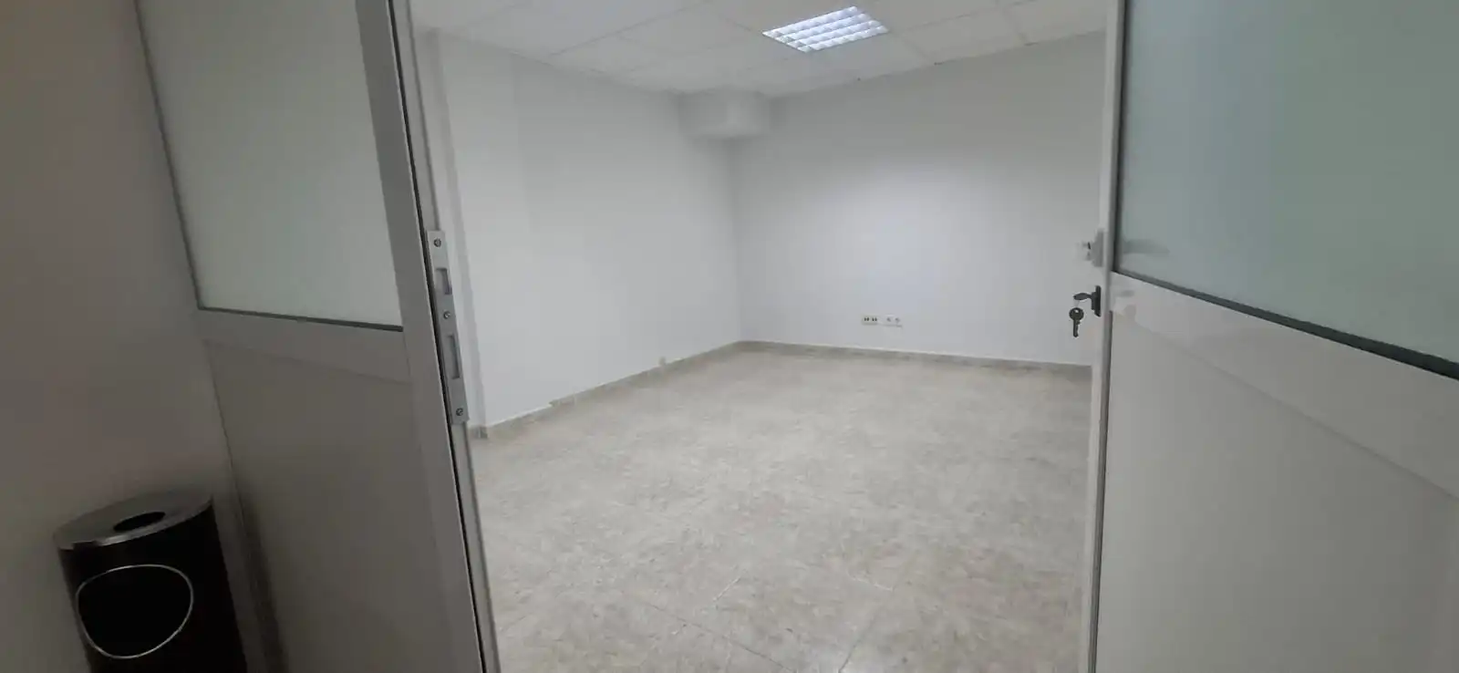 Oficina de alquiler en Alicante / Alacant con Aire acondicionado y Calefacción
