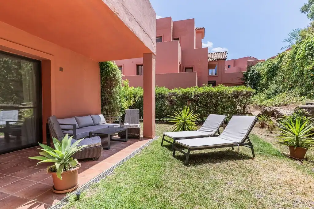 Apartment with pool for sale in La Mairena, imagen 5