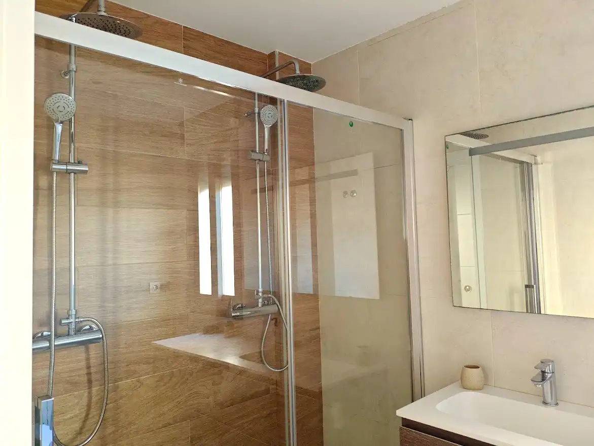 Bany de Pis en venda en Murcia amb Aire condicionat, Calefacció i Terrassa