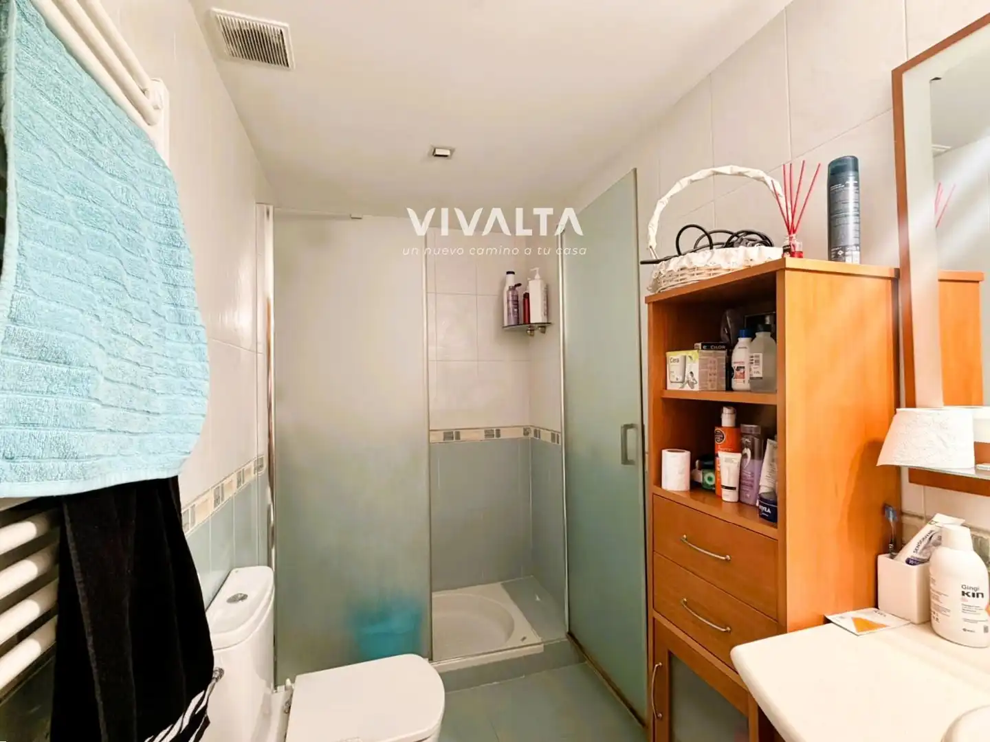 Bathroom of Flat for sale in Madrid  with Air Conditioner, Heating and Swimming Pool