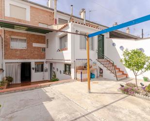 Exterior view of House or chalet for sale in Pinos Puente