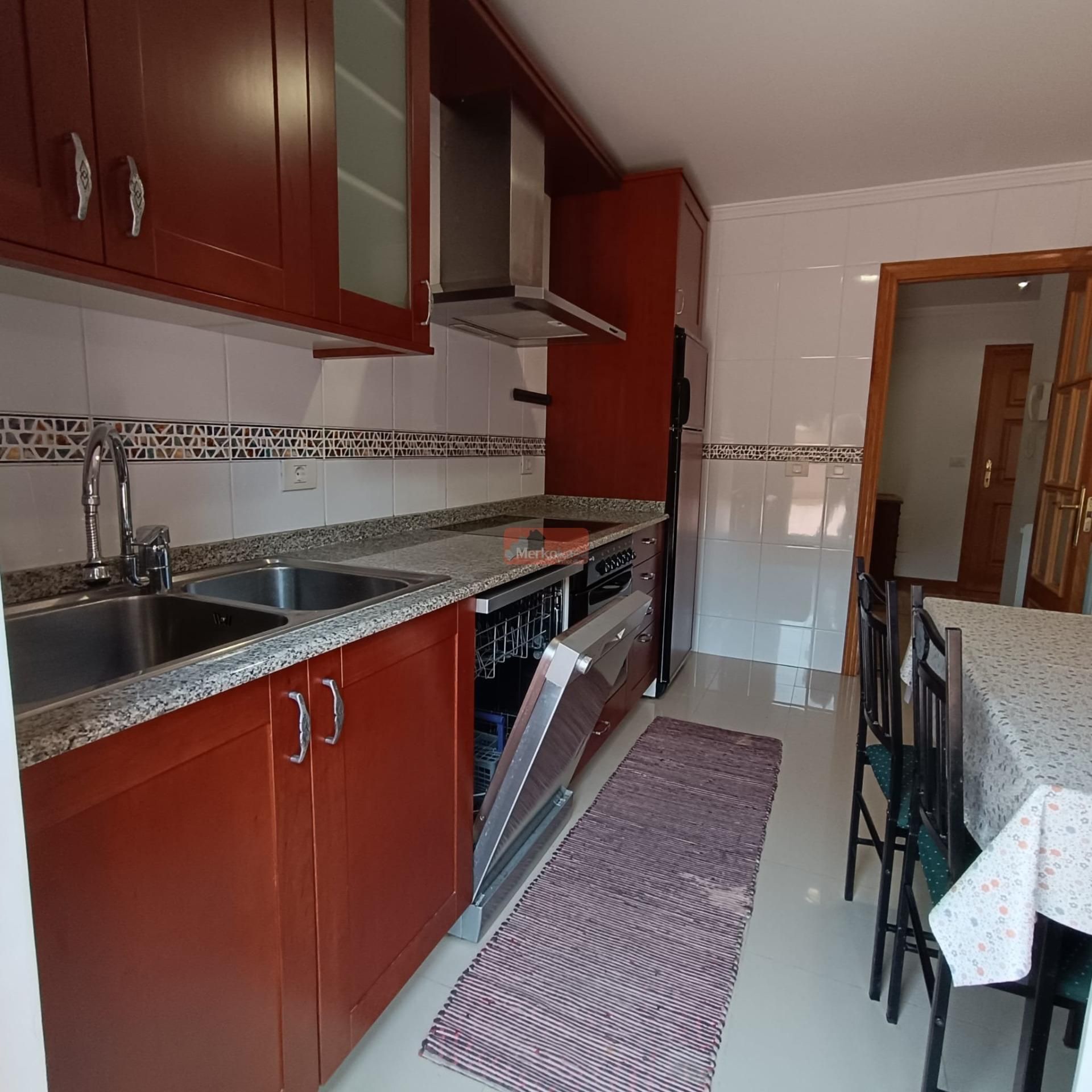 Kitchen of Flat to rent in Lugo Capital  with Heating and Terrace
