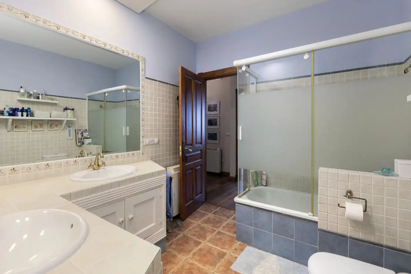 Bathroom of Flat for sale in Íllora  with Heating and Furnished