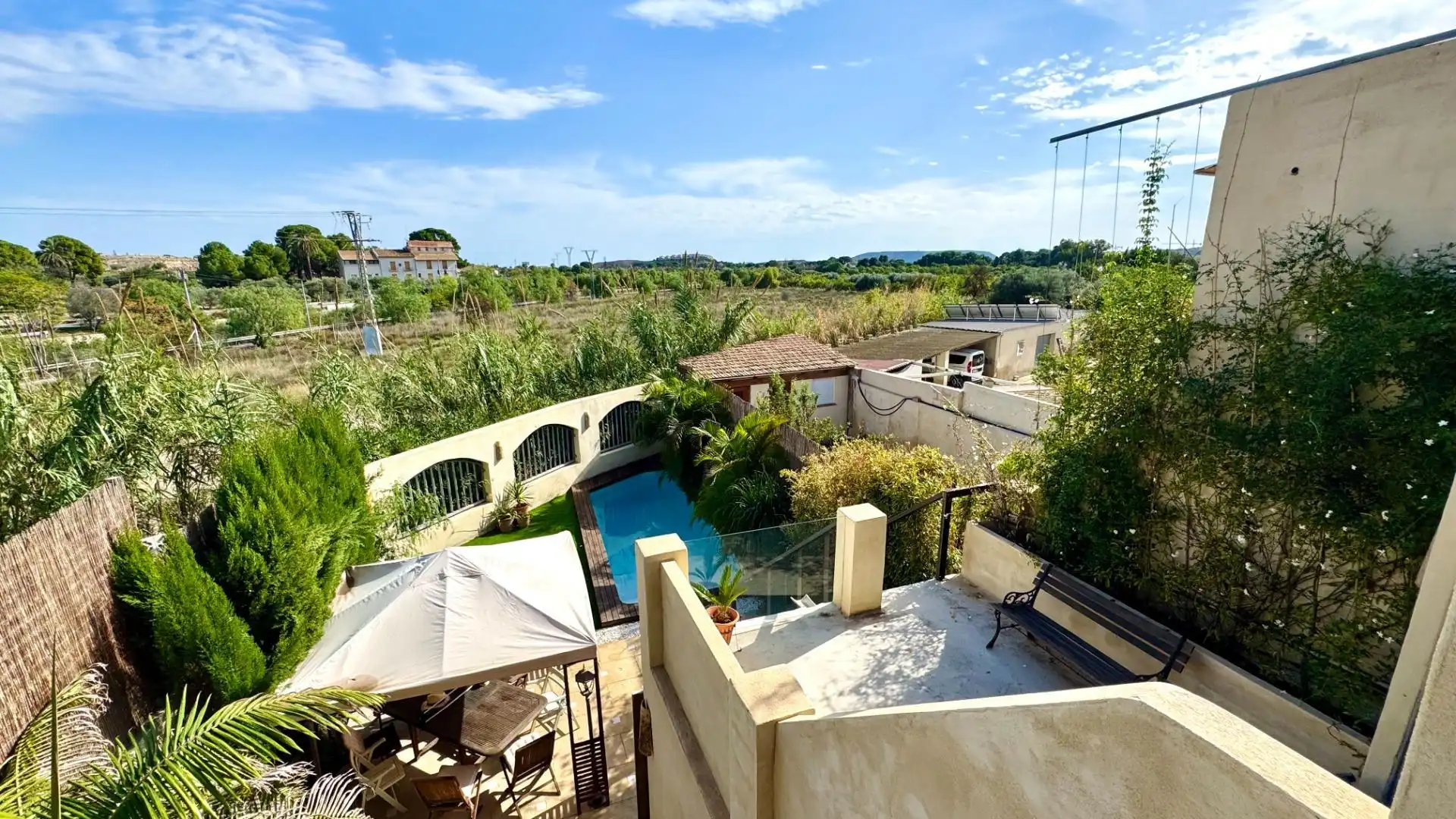 Terrassa de Casa o xalet en venda en Alicante / Alacant amb Jardí privat, Terrassa i Piscina