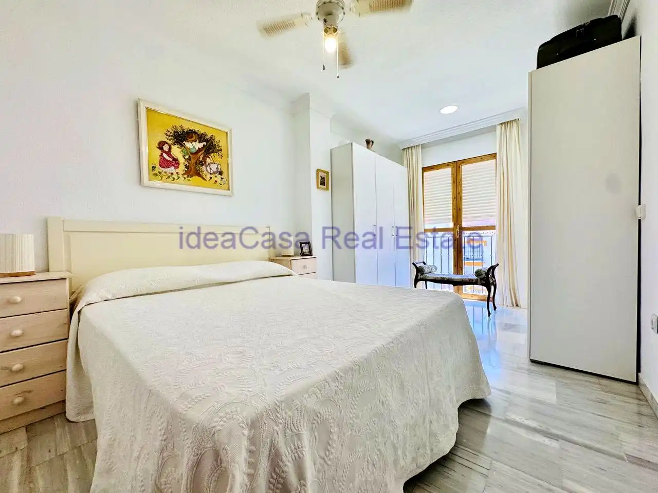 Dormitori de Casa o xalet en venda en Málaga amb Aire condicionat, Jardí privat i Terrassa