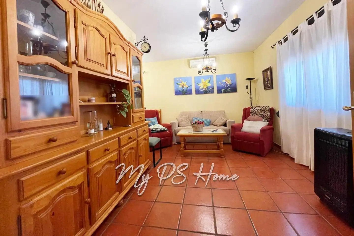 Sala de estar de Casa o chalet en venta en Barajas de Melo con Aire acondicionado, Jardín privado y Amueblado