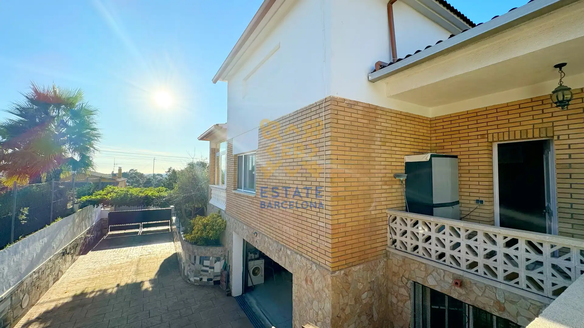 Außenansicht von Haus oder Chalet zum Verkauf in Lloret de Mar mit Klimaanlage, Heizung und Schwimmbad
