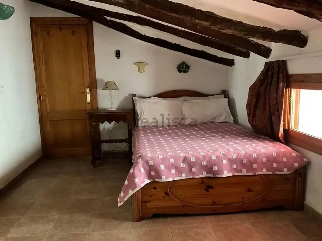 Dormitori de Casa o xalet en venda en La Vall de Gallinera amb Calefacció