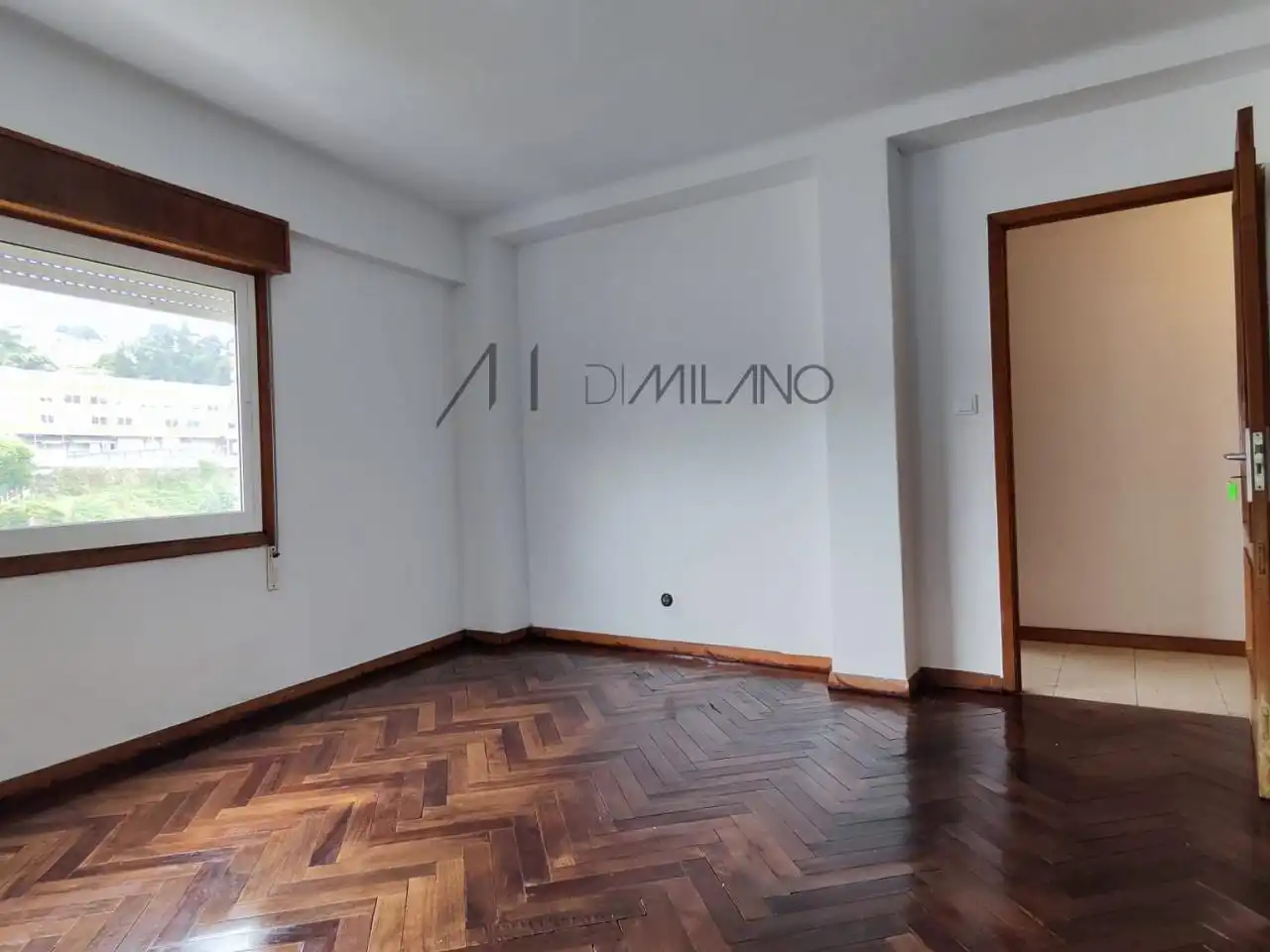 Sala de estar de Piso en venta en Vigo  con Parquet y Trastero