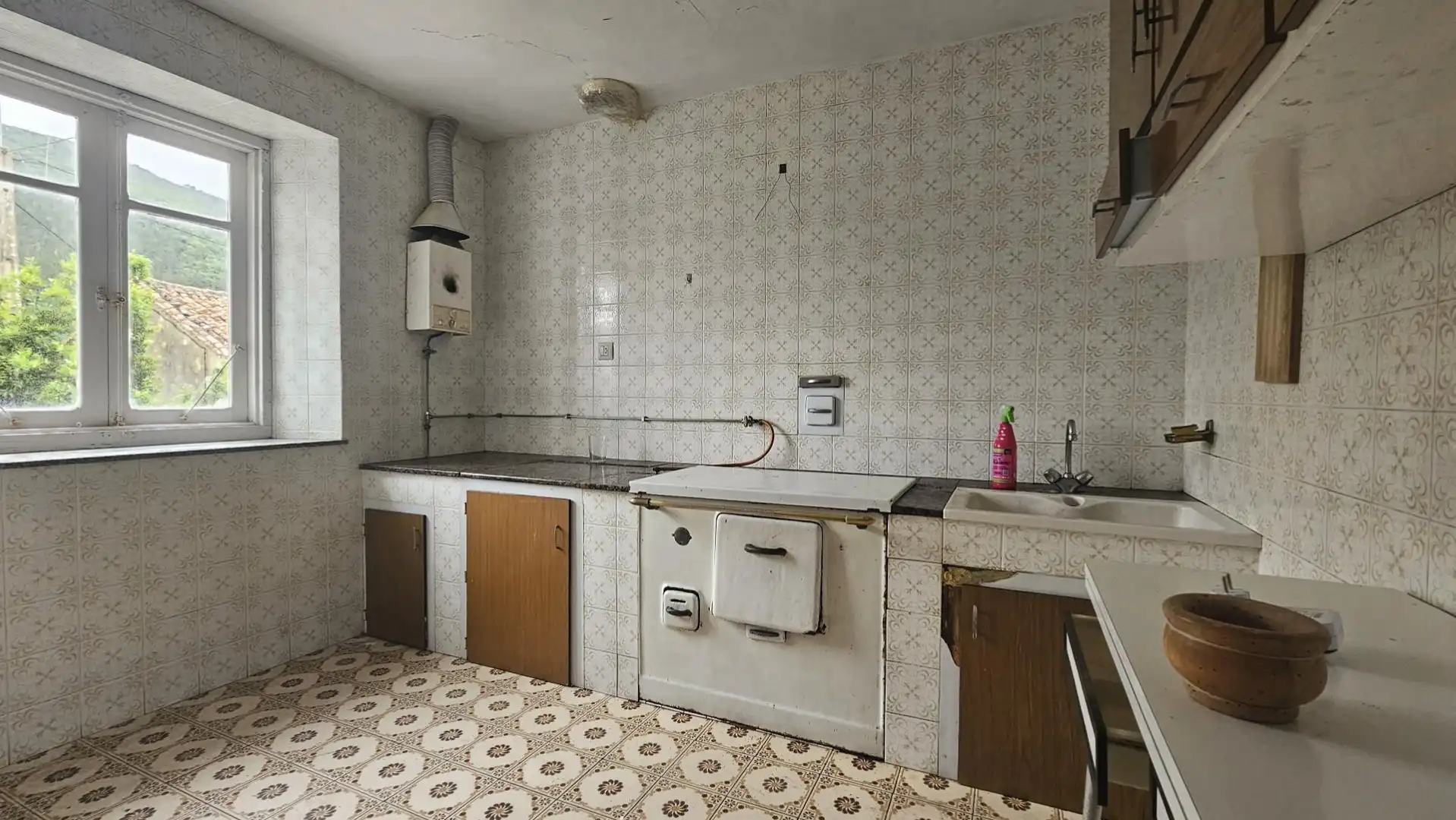 Cocina de Casa o chalet en venta en Medio Cudeyo con Jardín privado, Terraza y Trastero
