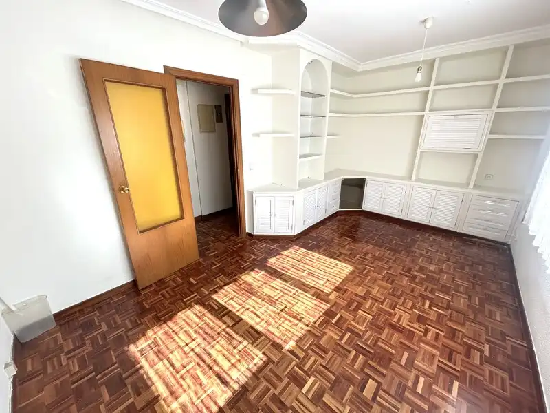 Living room of Flat for sale in Madrid  with Air Conditioner and Heating