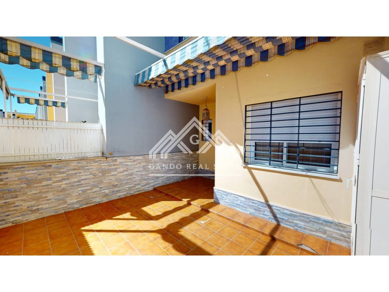 Garden of Duplex for sale in Dos Hermanas  with Air Conditioner and Terrace