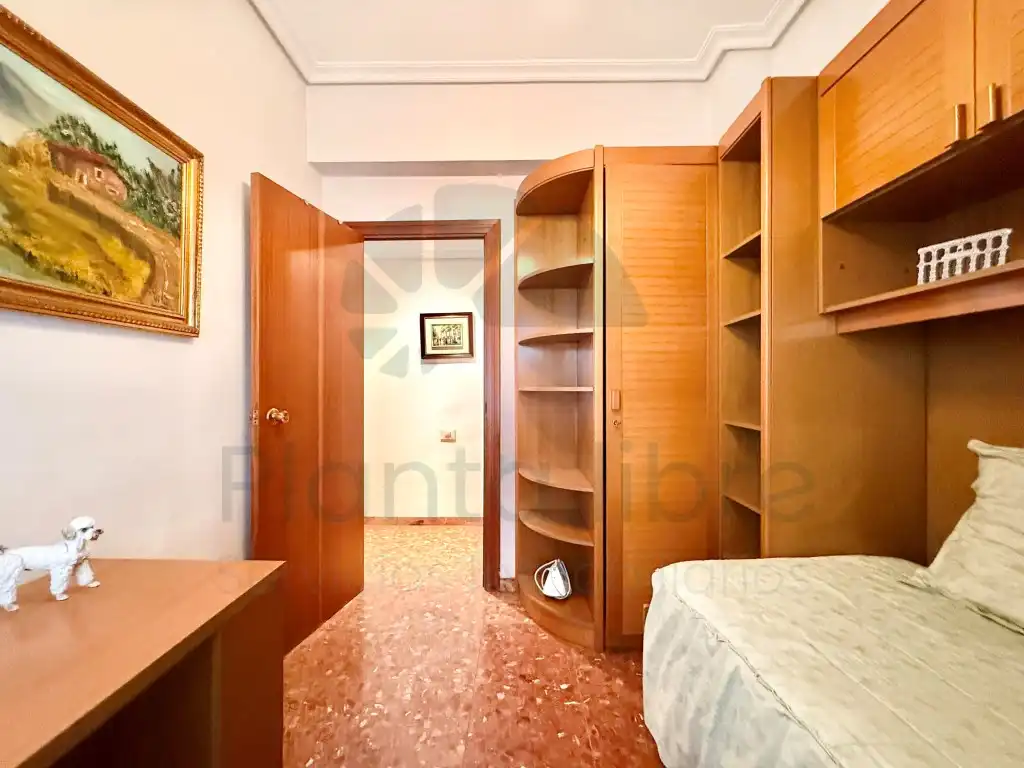 Bedroom of Flat for sale in  Logroño  with Air Conditioner, Heating and Balcony