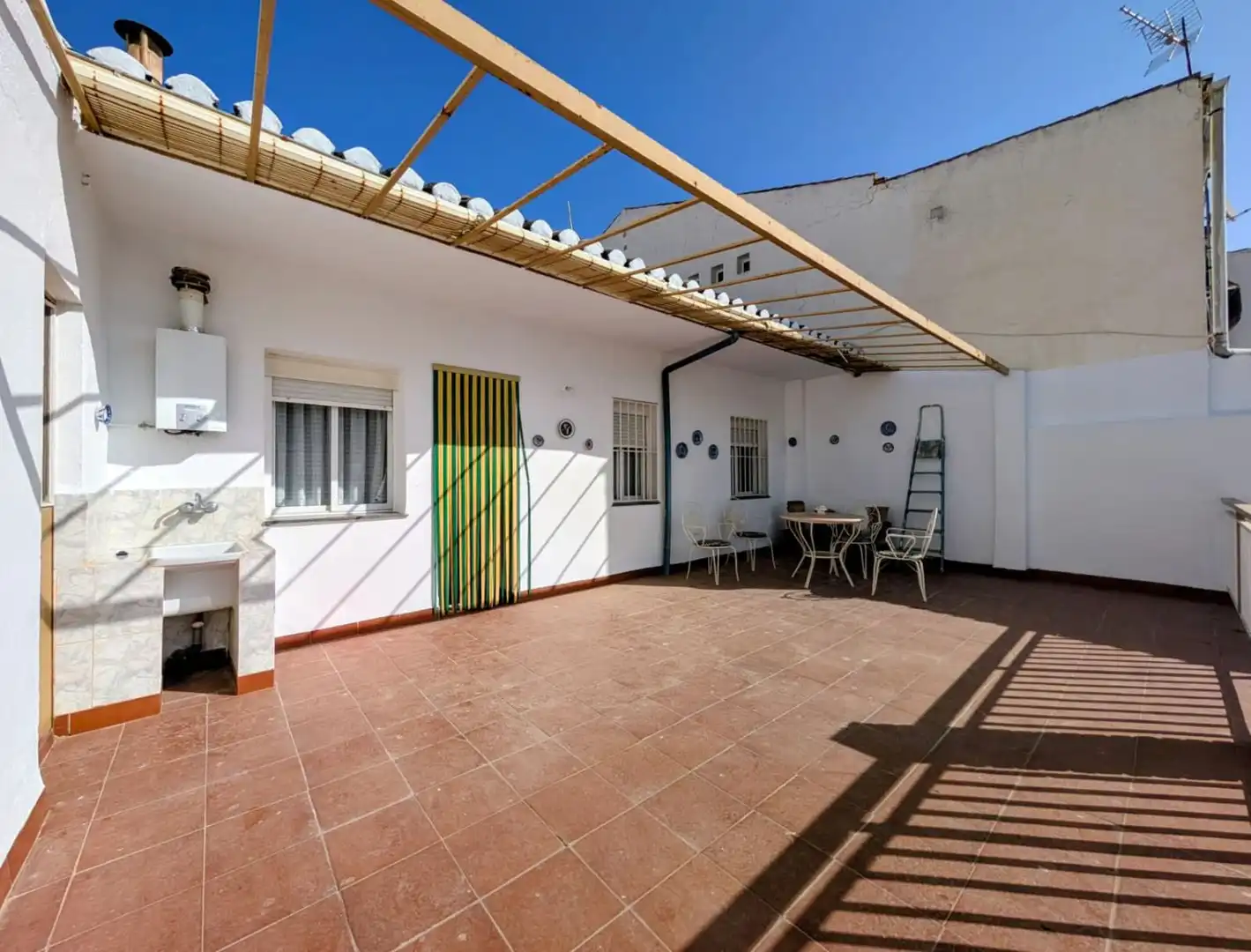 Terrassa de Casa o xalet en venda en Loja amb Terrassa, Traster i Balcó