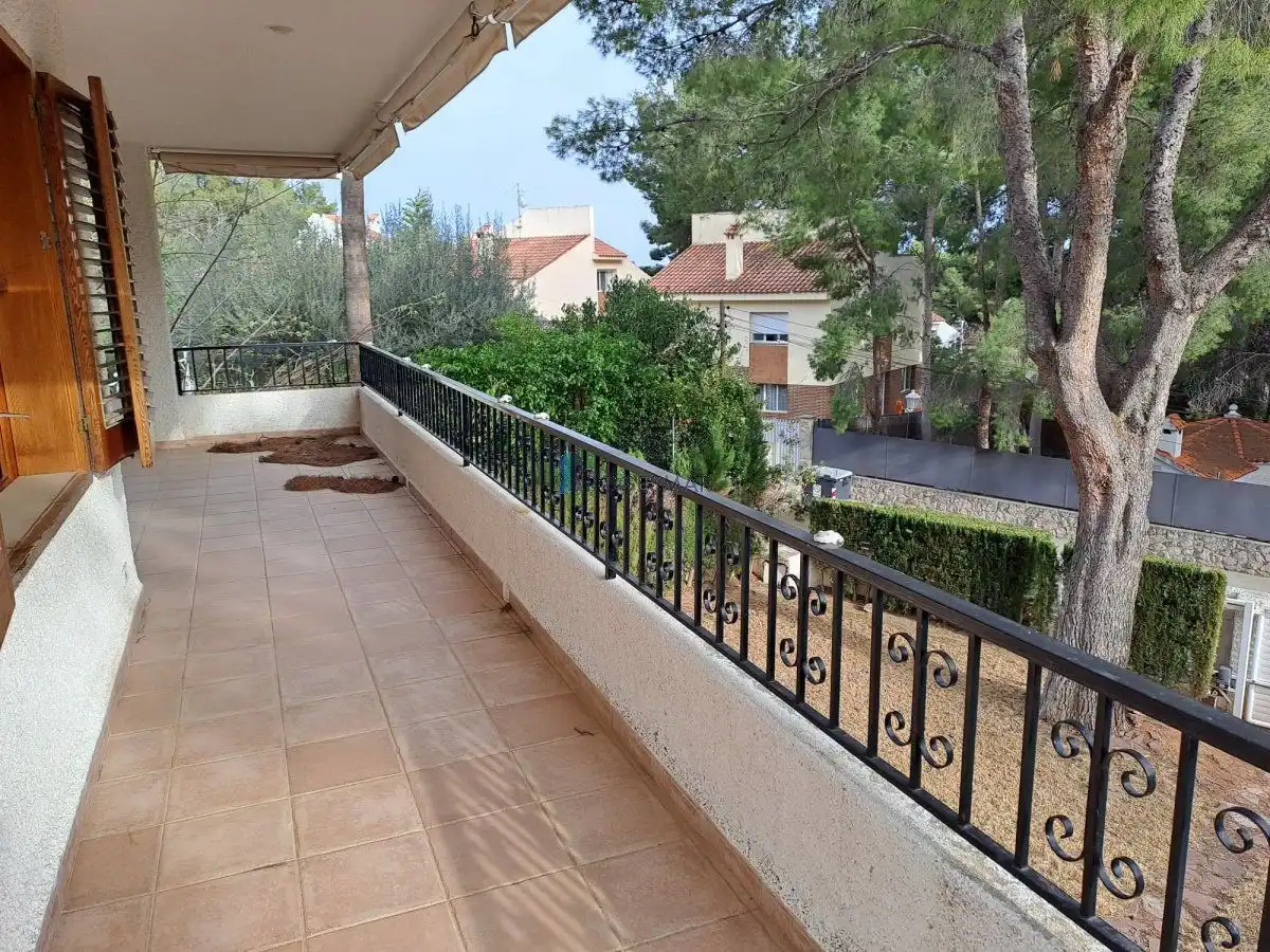 Terraza de Casa o chalet en venta en Benicasim / Benicàssim con Jardín privado, Terraza y Piscina