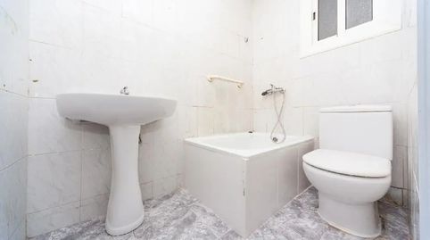 Foto 4 de Piso en venta en Passatge de Caralt, Singuerlín, Santa Coloma de Gramenet