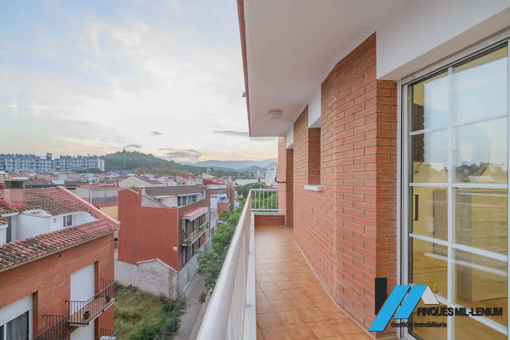 Flat for sale in Passeig Maragall