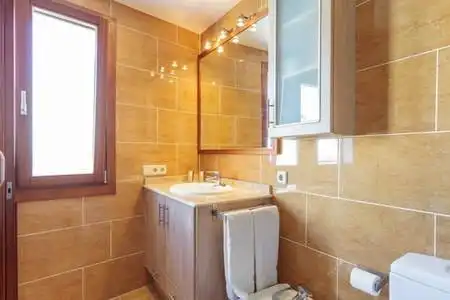 Bathroom of Flat for rent in Felanitx  with Air Conditioner, Terrace and Furnished